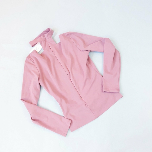 Sold Soft mauve cut out plunging stretchy boho top - Picture 3 of 4